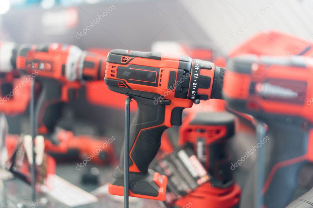 Rappresentanza del marchio Ausonia per utensileria e ferramenta